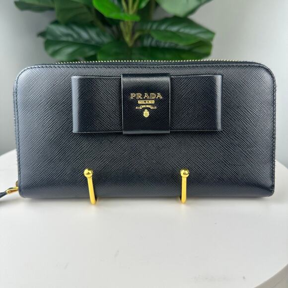 💎✨Authentic Prada Saffiano Leather Long Wallet Black - Picture 1 of 5